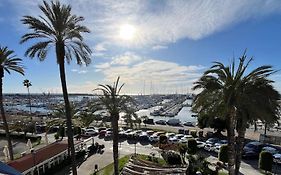 Entire Flat First Beach Line - Sea Views - Vilanova I Geltru